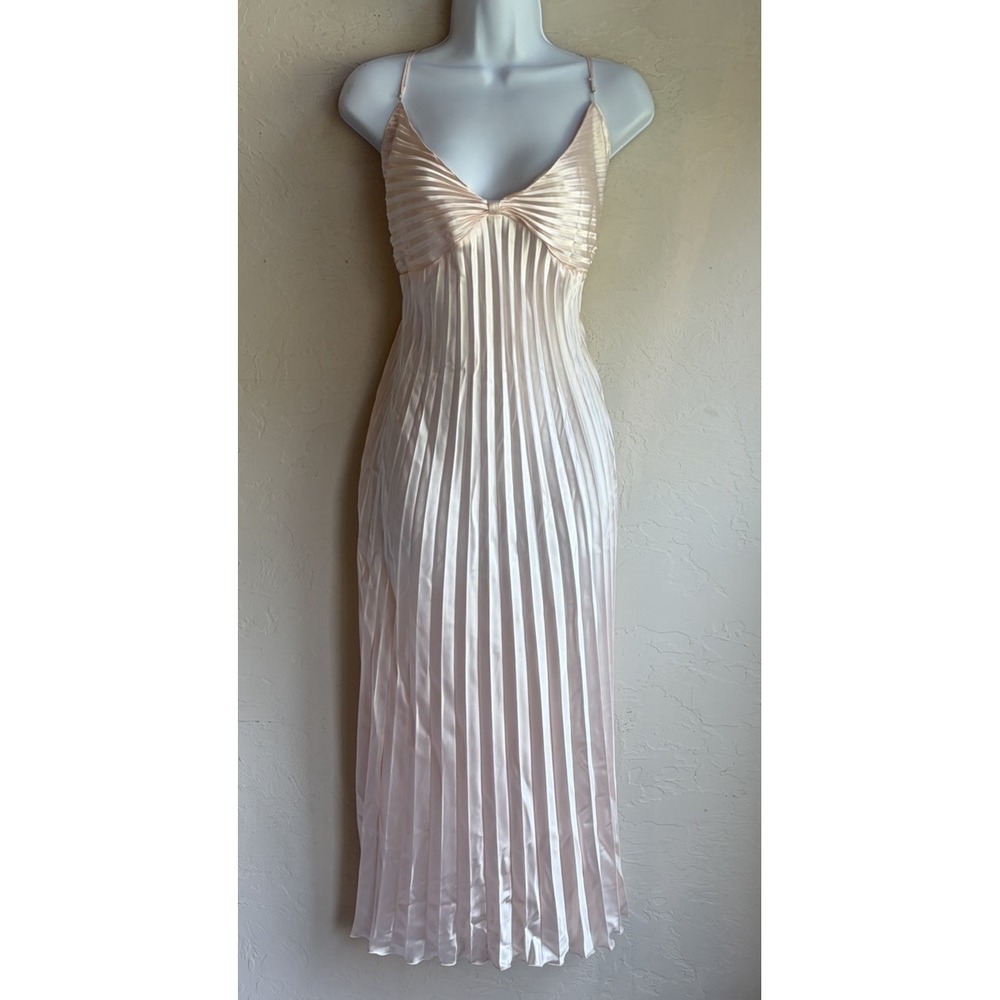 Vintage Satin Pleated Shiny Maxi Gown Slip Dress XL Baby Pink Romantic Lingerie